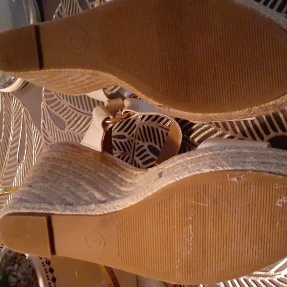 Wedge heels - Picture 7 of 10